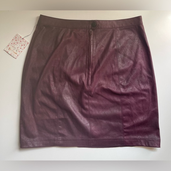 NWT FREE PEOPLE RUMI RUCHED SUEDE MINI SKIRT - Picture 3 of 14